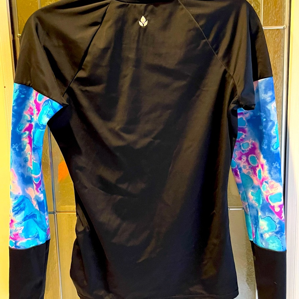 Splendid Tie-dye Rashguard - Picture 3 of 3